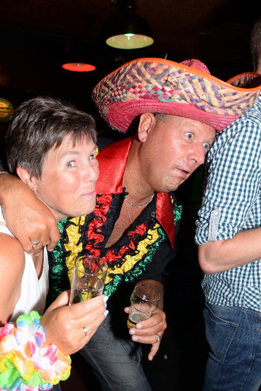 ../Images/Kroegentocht Zomercarnaval Noordwijkerhout 062.jpg